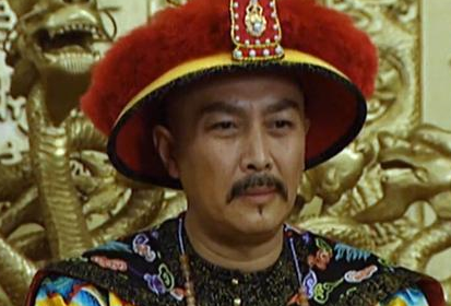 雍正的三哥没参加夺嫡之争，为什么还被囚禁了？