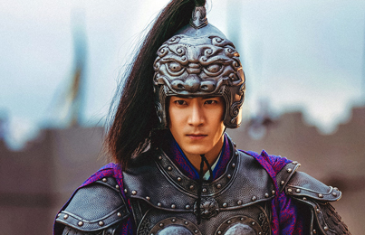 皇帝赐给大将免死铁券，大将一生气竟然造反