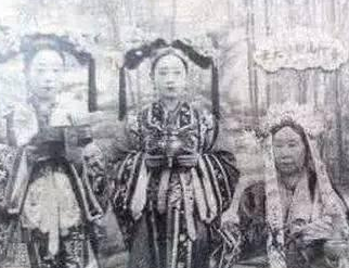 慈禧为何会在同治皇帝死后性情大变？都有哪些变化