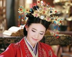 李夫人有着怎样的性格与特质？她是如何保全李家的？