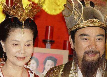 古代皇帝为什么不提前传位安享安年 其实道理很简单
