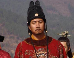 朱元璋在打击贪官方面，采取了怎样的措施？