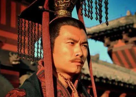 对于曹丕而言 曹操不知道曹丕的手段吗