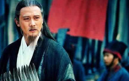 诸葛亮如果没有遇到刘备，他会投靠曹操吗？