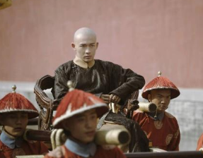 弘晖是雍正的嫡长子，如果他没早逝是否能顺利登基？