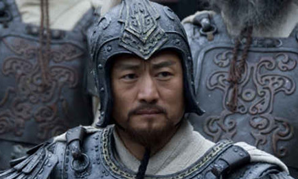 在东汉末年群雄中，为何说孙坚才是真正的猛将人物？