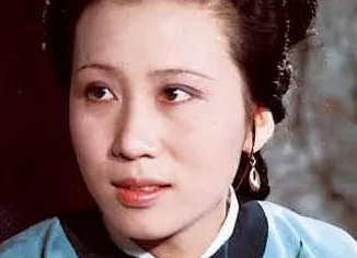 李纨守寡后的生活怎么样?她是如何选择的