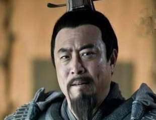 鸿门宴前后的项伯有哪些变化？他经历过什么？