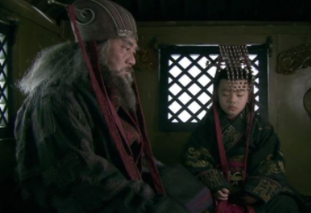 法正本是降臣，如何能迅速成为蜀国骨干呢？