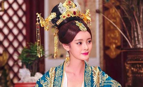 邓绥太后掌权16年，她的段位有多高？