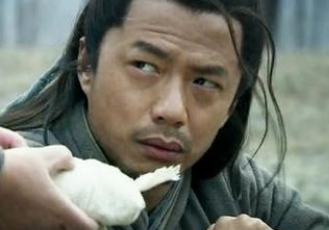 汉初三杰一的韩信早年是什么生活？他是如何改变自己的？