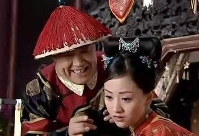 妃子被打入冷宫之后，太监为何愿意去伺候？