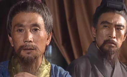 为什么诸葛亮一死，蜀汉大军就内讧了呢？