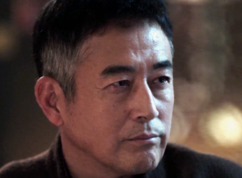 《扫黑风暴》孙兴为了活命做了什么事情？