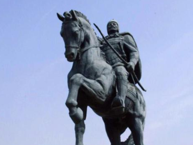 赵国为何能在战国中晚期时崛起？受到哪些因素的影响？