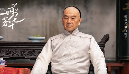 《一剪芳华》基于目前的内容来讲，该剧本有《大宅门》气质