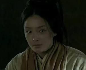 吕雉从默默无闻到独掌朝政，她是如何一步步蜕变的？
