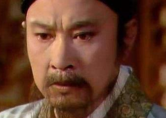 红楼梦中，王夫人与赵姨娘相比谁更受宠？