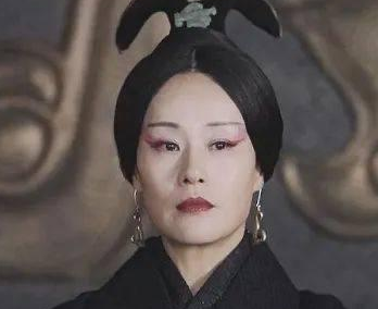 没能诞下子嗣却得到两代君王的善待，华阳夫人是如何做到的？