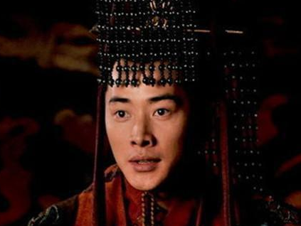 曹操在挟天子令诸侯的时候 汉臣为什么没有站出来反对