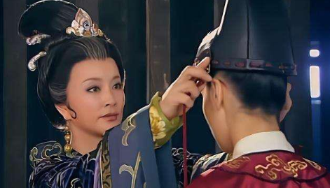 李隆基为什么执意要杀掉上官婉儿？
