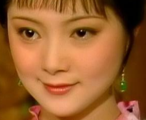 红楼梦中薛宝钗为何要把大观园的角门锁上？