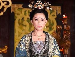 上官婉儿为什么会在唐隆政变中，被李隆基所杀？