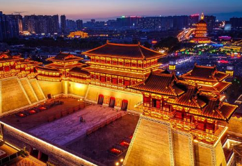 隋文帝在位期间修建了哪些大型工程？对后世产生多大的影响？