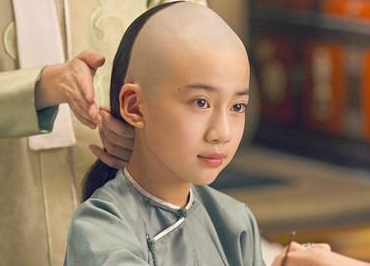 清朝唯一葬入皇陵的皇子，胤祄为何得康熙宠爱？