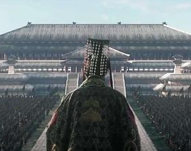 从郡县制实施的角度分析，秦朝与汉朝兴亡之间的异同