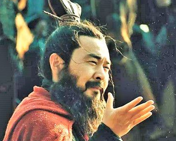 张绣有什么功绩能被封为千户侯？原因是什么