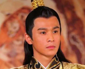 李渊起兵成功除了李世民之外，还有哪两个人物十分重要？