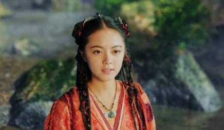 《玲珑》正式开播了，赵今麦的造型被吐槽有点像哪吒