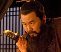 公爵在汉朝是个怎样的职位？为何汉朝前后只有两个人得到过？