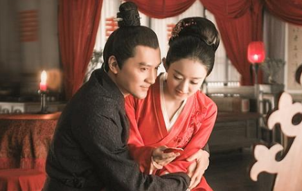 古代女子的嫁妆一共几样 其中凳子是用来做什么的