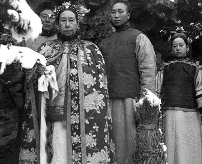 慈禧逃跑的时候连护卫都没有带 期间为何没有人敢杀她