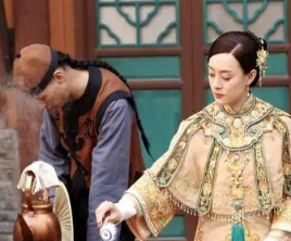 为什么说周莹的婚姻是她一生的传奇，也注定了她的悲剧？