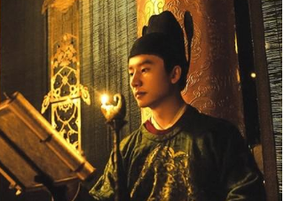 千古贤宦高力士，是如何得到唐朝社会认可，达到权力巅峰的？