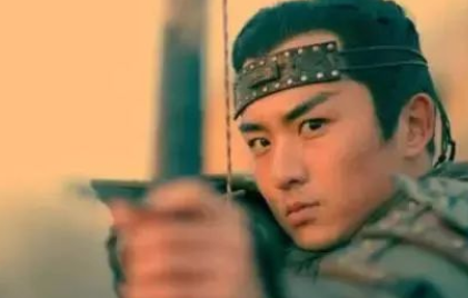 水浒传中花荣的武艺如何？他为何能舍命保护宋江？