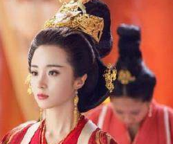 杨丽华为什么从太后变成了公主？她的一生有多传奇？