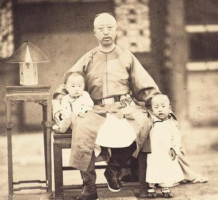 光绪叫慈禧叫亲爸爸 光绪叫自己亲爹叫什么