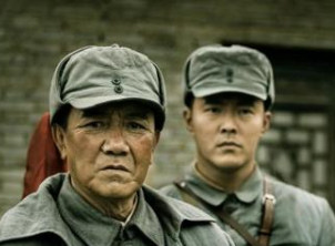 《生死阻击》李幼斌饰演的是谁？和“孙德胜”片场互动