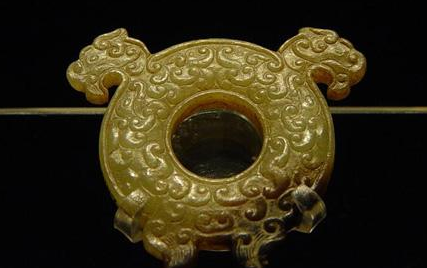 历经朝代更迭与代代相传，中国玉器文化有着怎样的发展？