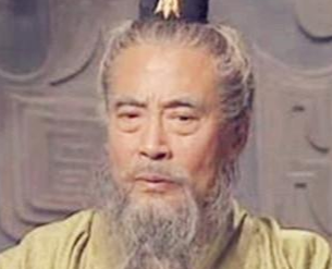 历史上的三让徐州，是真实存在，但主人公不是陶谦