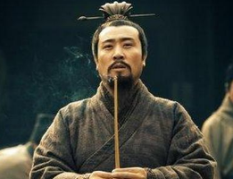 面临军队粮草军饷不足的情况，刘备是如何解决的？