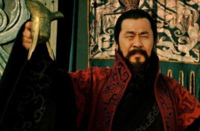 孙权为何把关羽的首级送给曹操呢？