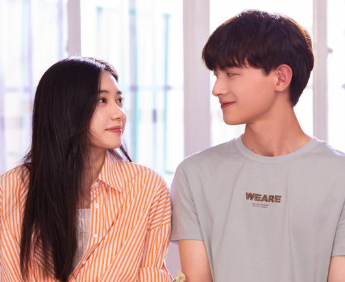 《薄荷之夏》改编自同名漫画，男女主角颜值如何？