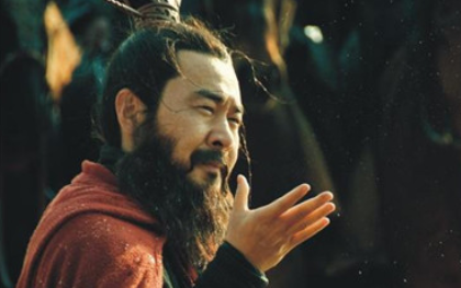 曹操不敢称帝，为什么曹丕却敢直接称帝呢？