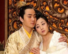 武则天称帝前经历过哪些坎坷？她最后为何将皇位还给李唐？