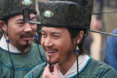 王安石和苏轼是同一个时期的文学家，俩人关系如何呢？